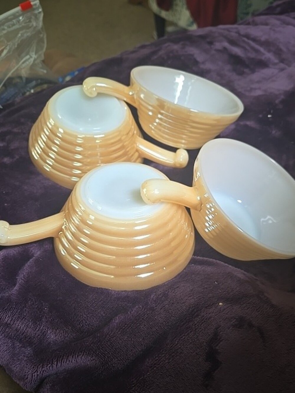 4 Set Vintage Fire King Peach Lusterware Beehive Handled Soup Bowls USA